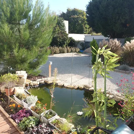 Le Clos Des Passiflores - Et Table D'hotes 3*