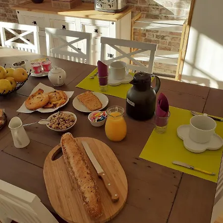 Le Clos Des Passiflores - Et Table D'hotes بونس