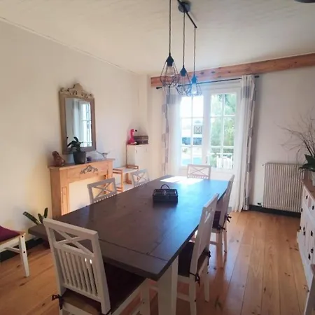 فندق مبيت وإفطار Le Clos Des Passiflores - Et Table D'hotes 3*