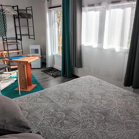 Le Clos Des Passiflores Bed & Breakfast *