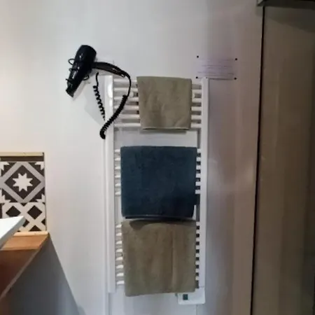 Le Clos Des Passiflores - Et Table D'hotes לינה וארוחת בוקר