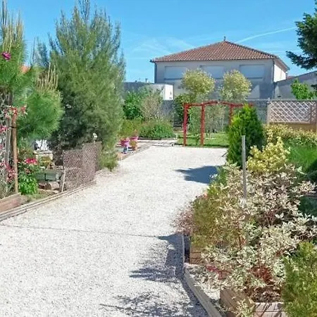 فندق مبيت وإفطار Le Clos Des Passiflores - Et Table D'hotes