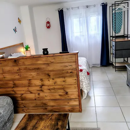 Le Clos Des Passiflores - Et Table D'hotes