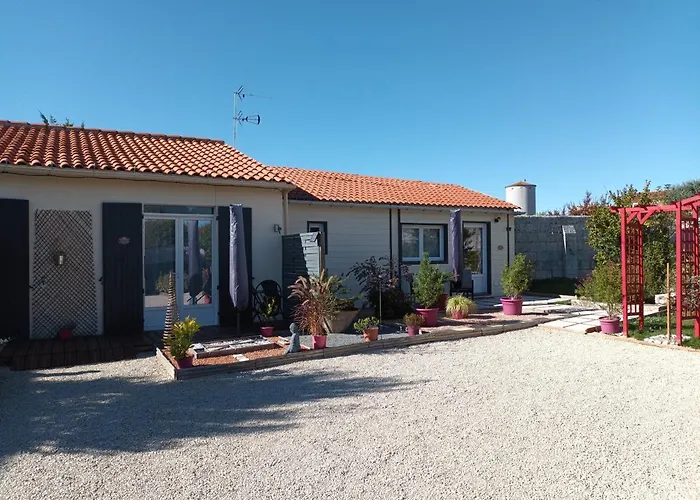 D'hôtes Le Clos Des Passiflores 3* Pons