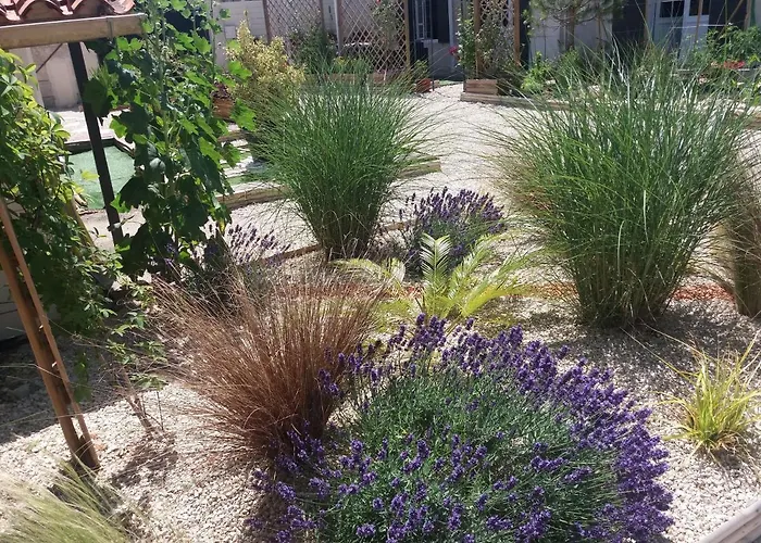 D'hôtes Le Clos Des Passiflores Pons